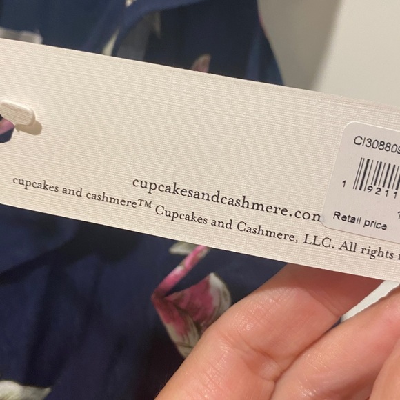 NWT- CUPCAKES AND CASHMERE SIZE 10 - Picture 2 of 8